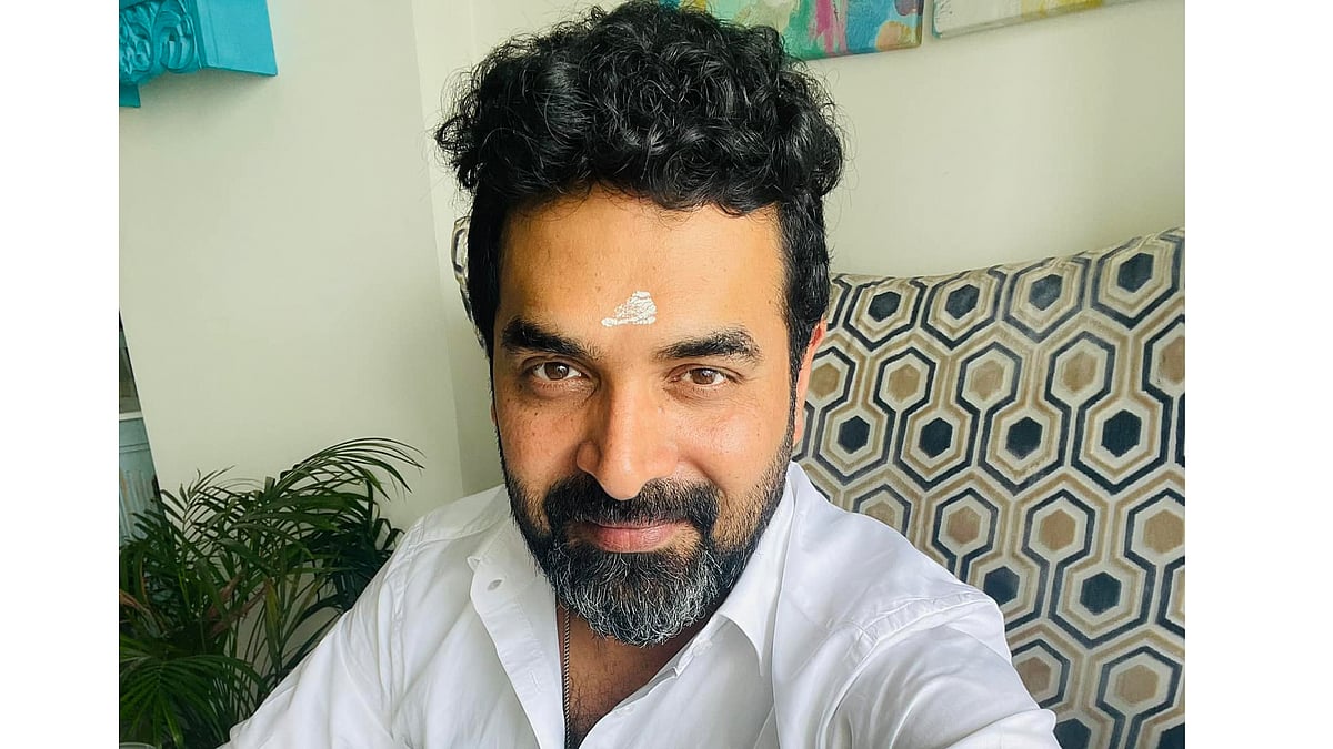 അമ്മയ്‌ക്കെതിരെ മോശം പരാമര്‍ശം; അശ്ലീല കമന്റിട്ട ആള്‍ക്കെതിരെ പരാതി നല്‍കി ഗോപി സുന്ദര്‍